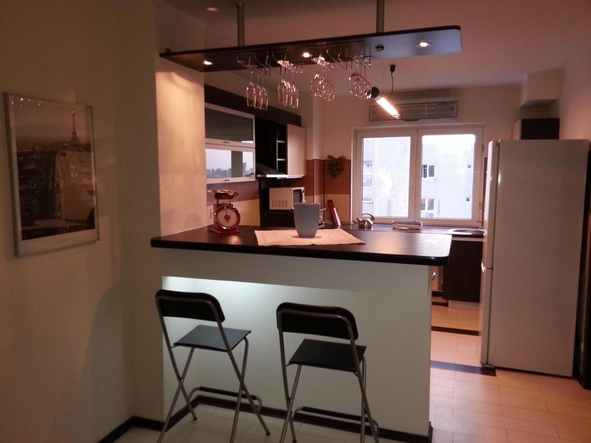 Apartment 3 Rooms Elegant ブカレスト エクステリア 写真